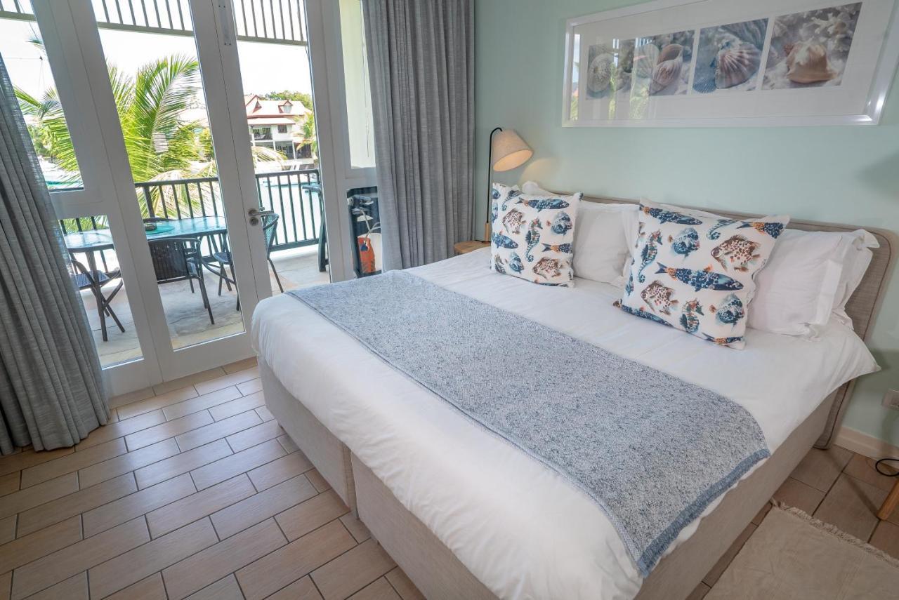 P146A13 - Eden Island Self Catering Apartment Self Check In 外观 照片