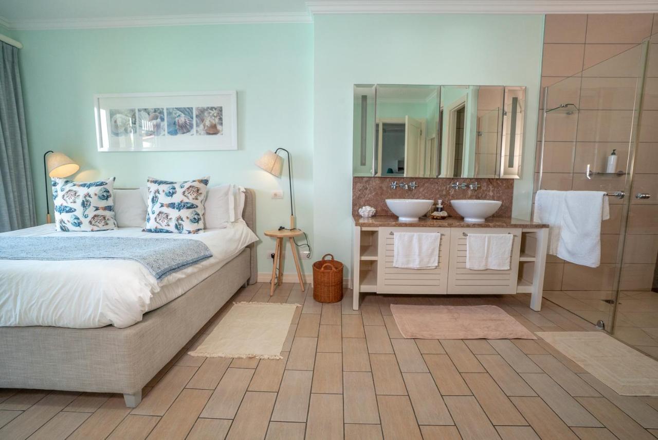 P146A13 - Eden Island Self Catering Apartment Self Check In 外观 照片