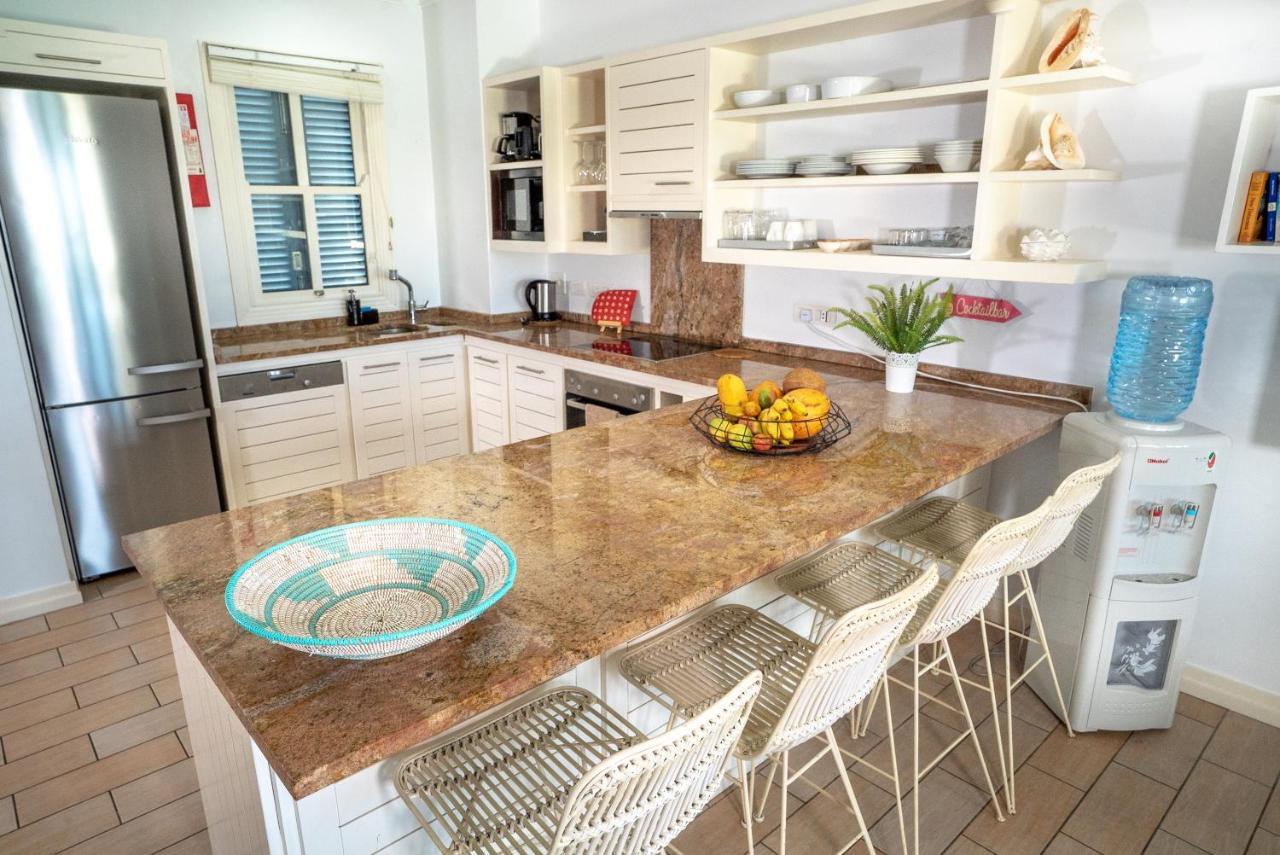 P146A13 - Eden Island Self Catering Apartment Self Check In 外观 照片