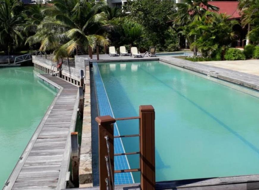 P146A13 - Eden Island Self Catering Apartment Self Check In 外观 照片